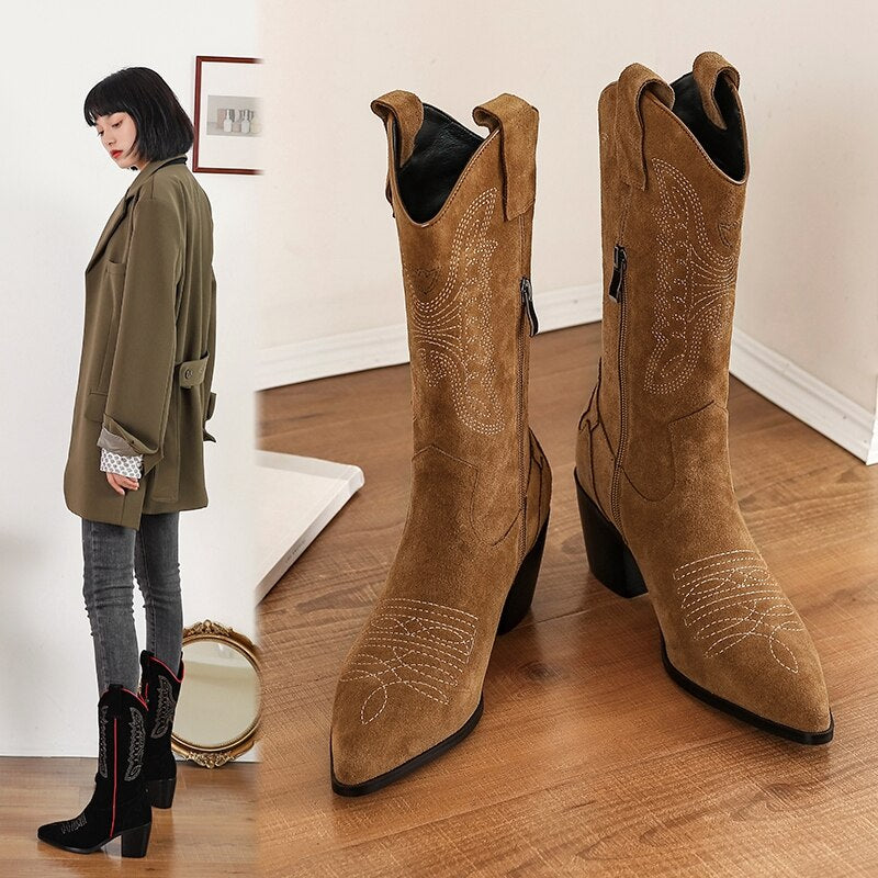 Pointed Toed Cowboy boots Women