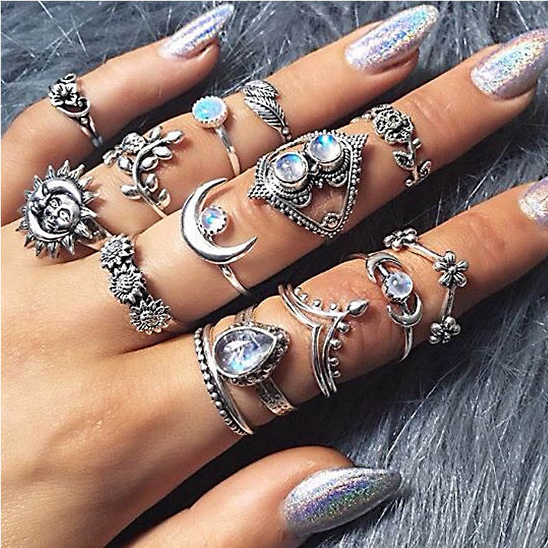 Vintage Women Crystal Rings Set - Fashion Jewelry