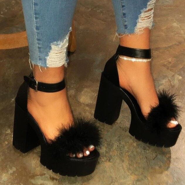 Woman Furry Platform Pumps