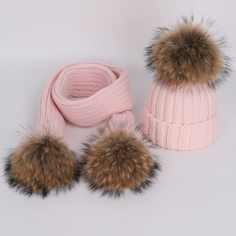 Children hat and scarf with pompoms